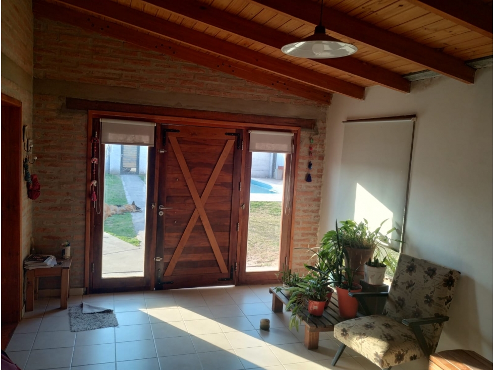 SE VENDE IMPORTANTE INMUEBLE EN LAS HIGUERAS - 2