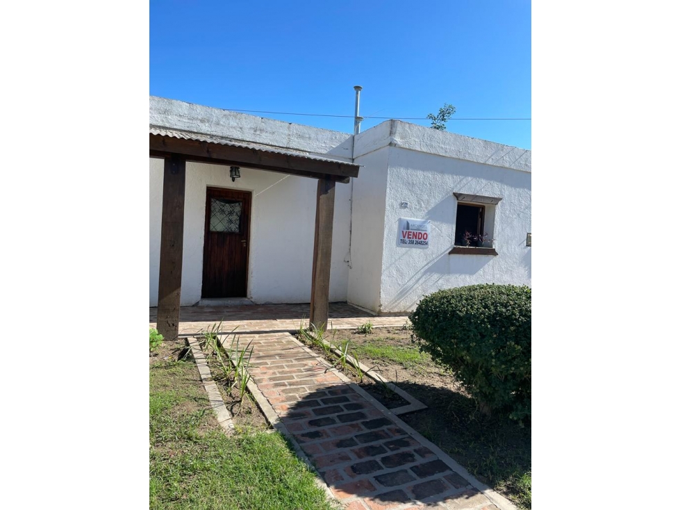 SE VENDE CASA CON DEPARTAMENTO - 3