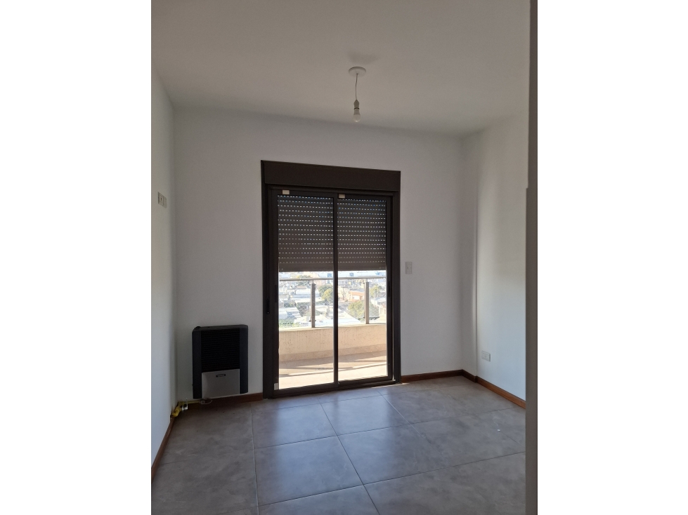 SE ALQUILA DEPARTAMENTO DOS DORMITORIOS - 6