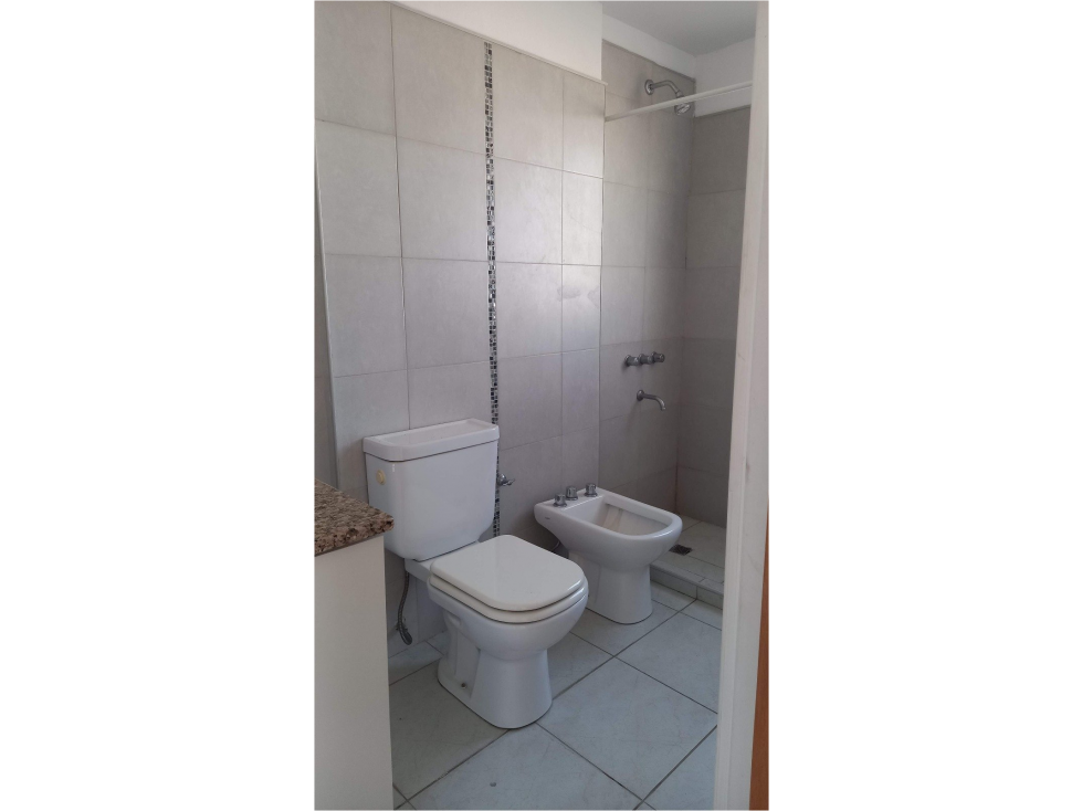Oportunidad Única: Dúplex en Venta en Torre Carme Zona Céntrica - 3