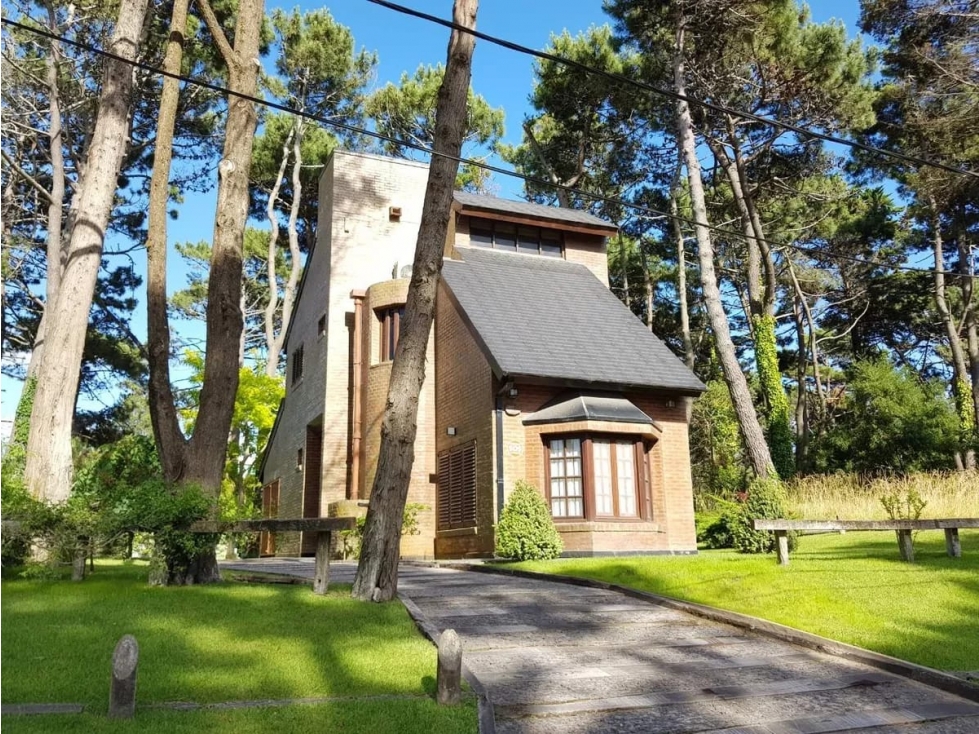 CASA EN VENTA VALERIA DEL MAR