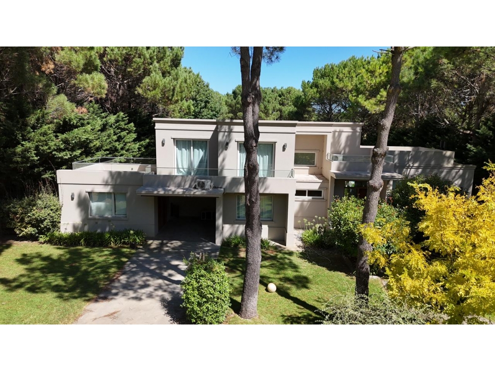 CASA EN VENTA - LA HERRADURA