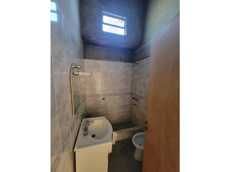 OPORTUNIDAD CASA A LA VENTA EN MADARIAGA - 2