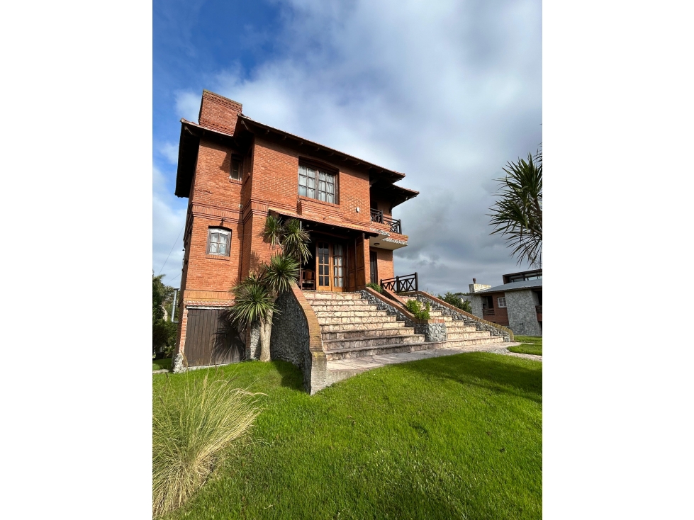 HERMOSO CHALET A METROS DEL MAR - 4