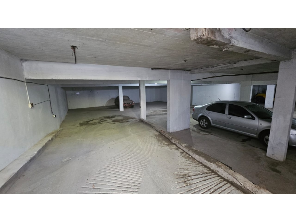 VENTA DE COCHERAS EN PINAMAR - 2