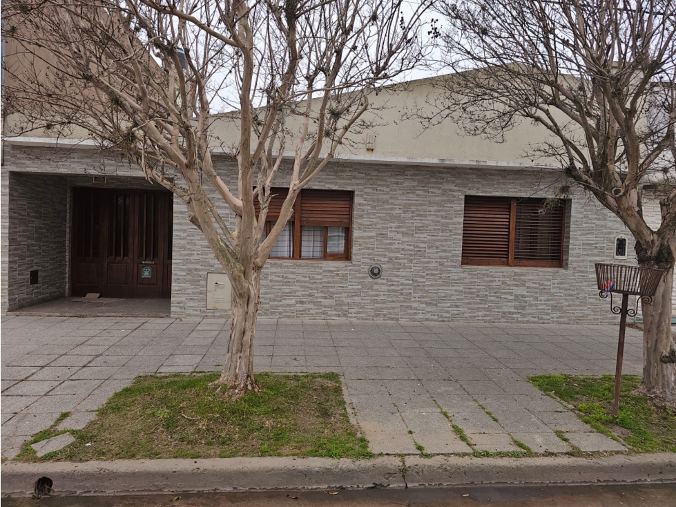 CASA EN VENTA - 1