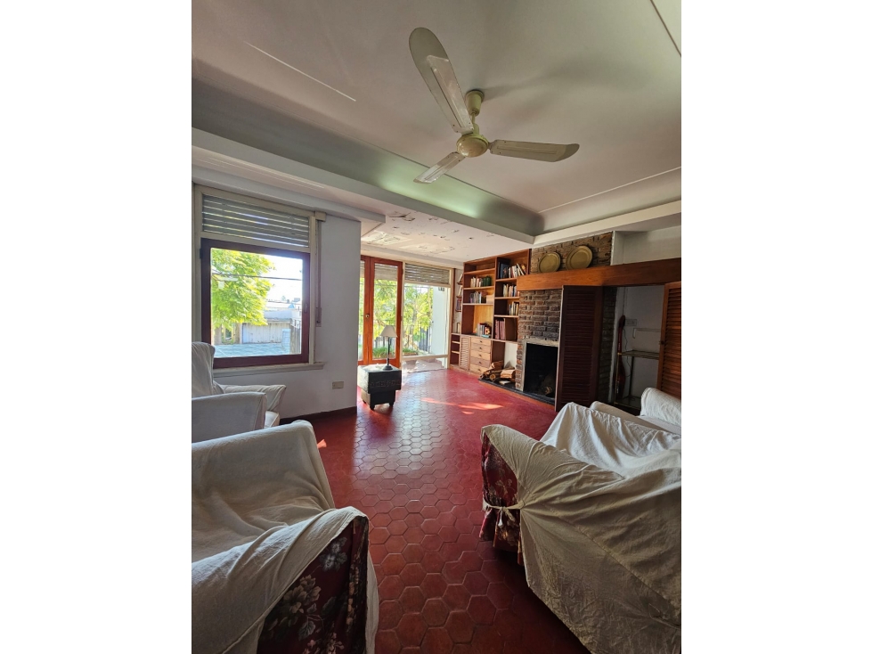 CASA CÉNTRICA EN VENTA - 6