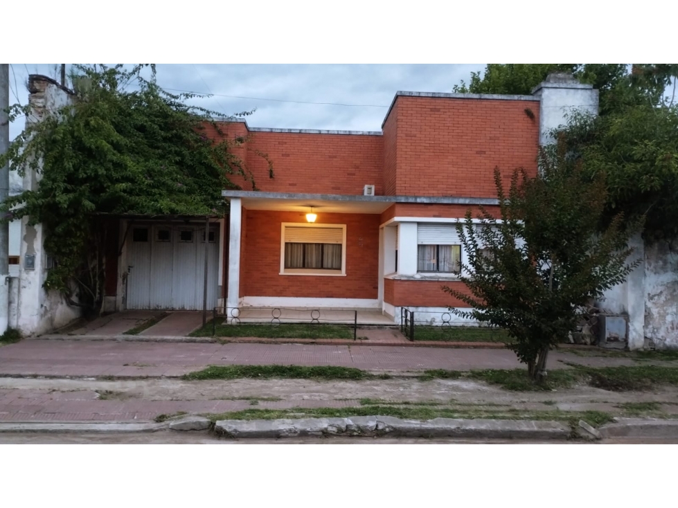 CASA EN VENTA