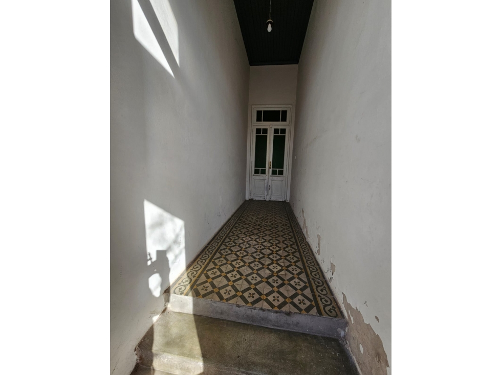 CASA ANTIGUA EN VENTA - 2