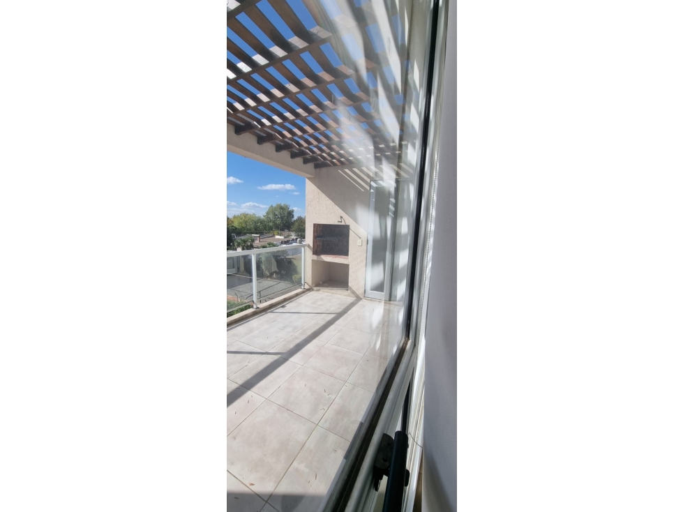 DEPARTAMENTO EN ALQUILER - 2