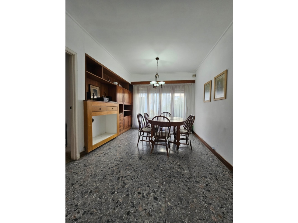 CASA CÉNTRICA EN VENTA - 2