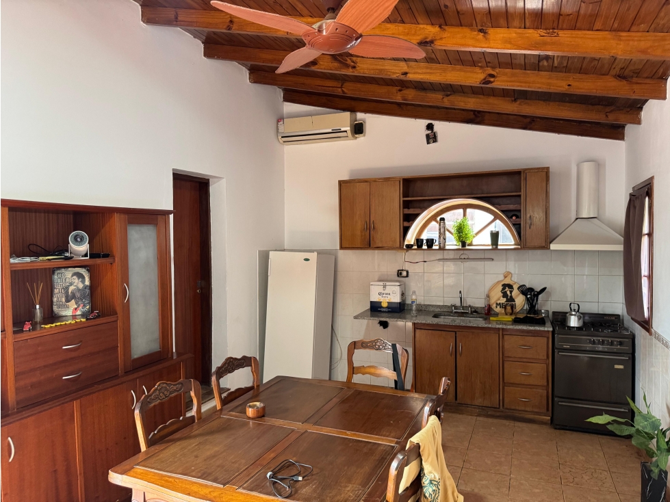 CASA EN VENTA EN CASTELLI - 3
