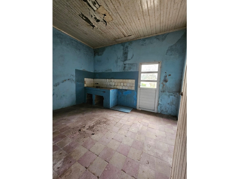 CASA EN VENTA - Para demolición - 4