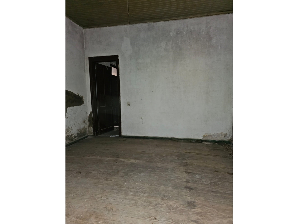 CASA EN VENTA - Para demolición - 3