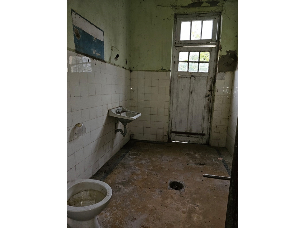 CASA EN VENTA - Para demolición - 6