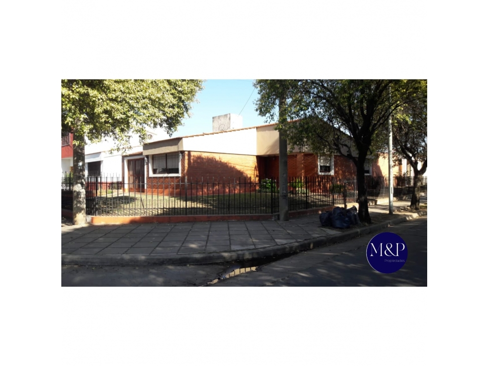 VENTA- CASA ESQUINA 3 DORMITORIOS- BARRIO ANEXO ROSEDAL