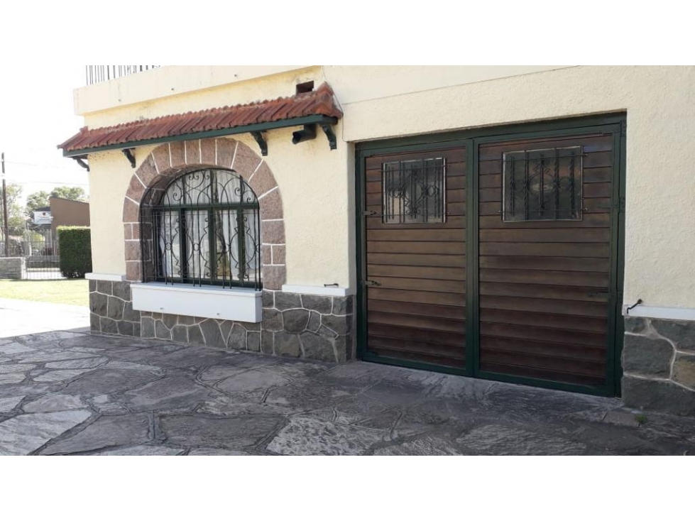 VENTA- CASONA 4 DORMITORIOS- VILLA EDEN - 4