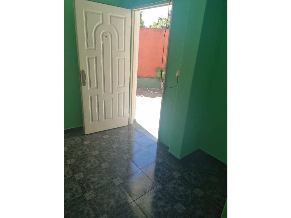 VENTA- TERRENO 690M2- B° ALEJANDRO CENTENO - 3