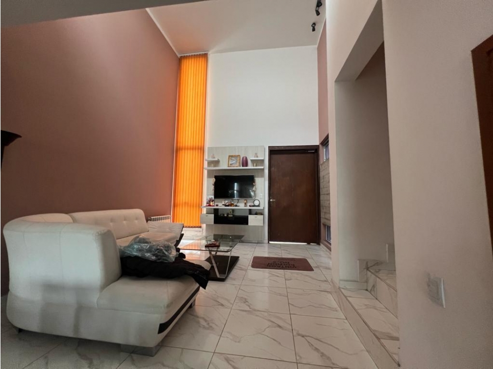 VENTA- CASA 3 DORMITORIOS- LA ESTANZUELA 2 - 3