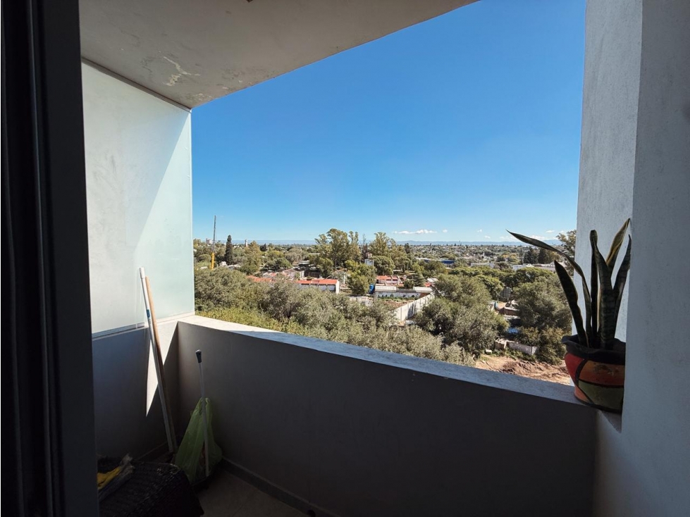VENTA- DEPARTAMENTO 1 DORMITORIO CON 2 COCHERAS- NUEVA CÓRDOBA - 4