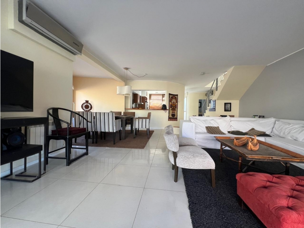 VENTA- CASA 3 DORMITORIOS- RESIDENCIAS DEL LAGO - 2