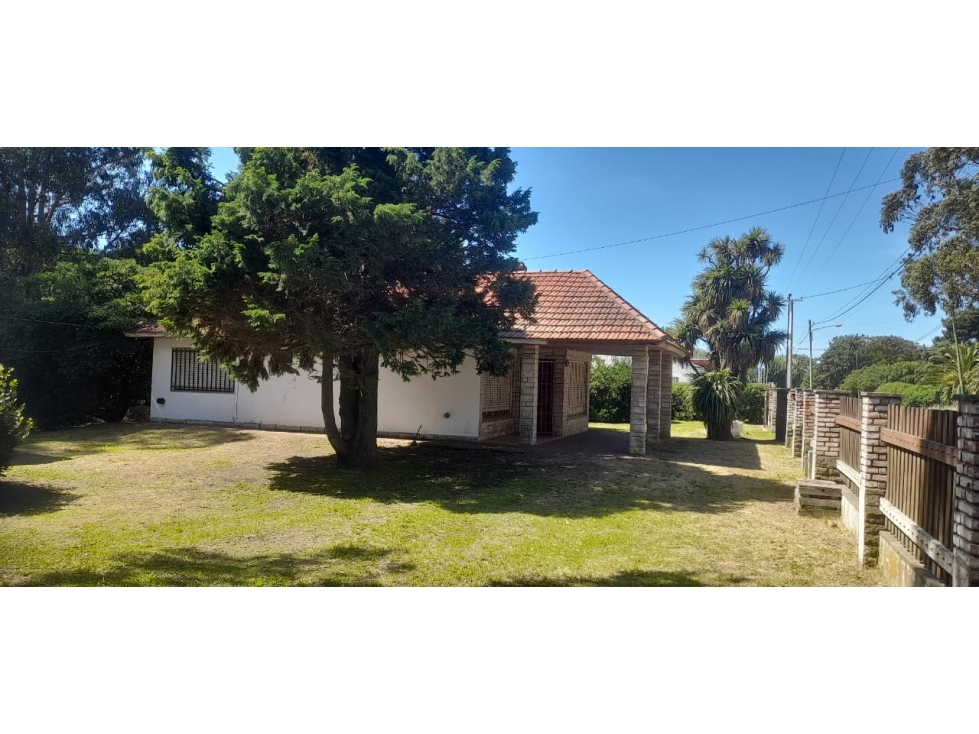 chalet con amplio parque - 3