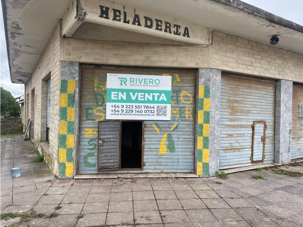 6 LOCALES COMERCIALES — foto 2