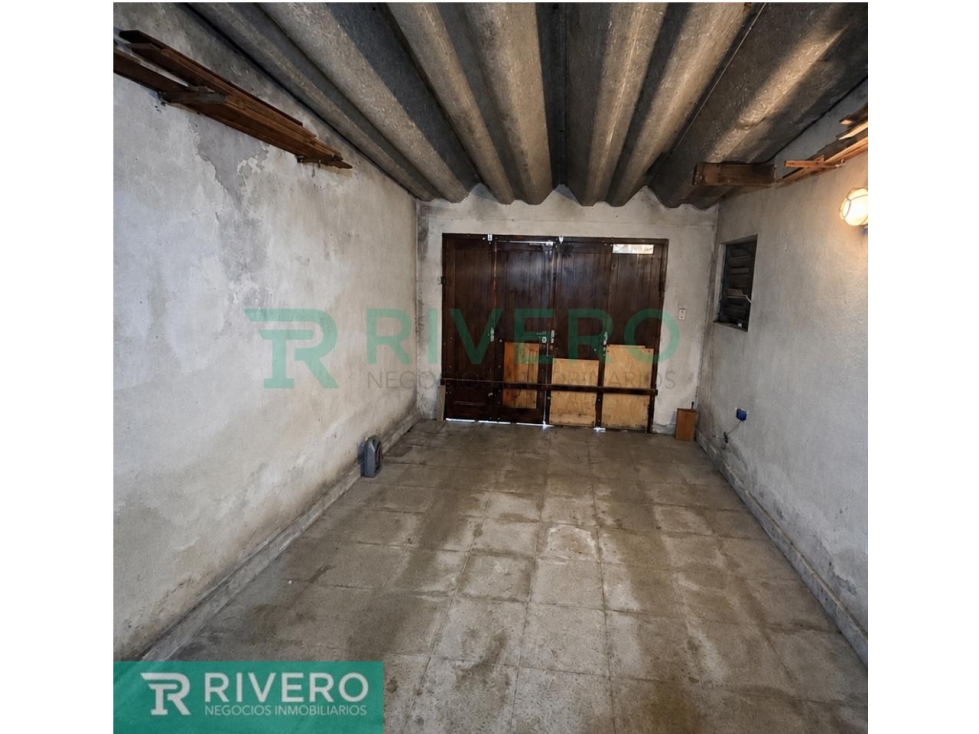 Garage con 1 ambiente . — foto 3