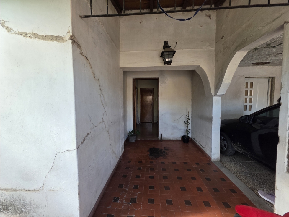 VENTA CASA B ZAPIOLA AL 2300 — foto 2