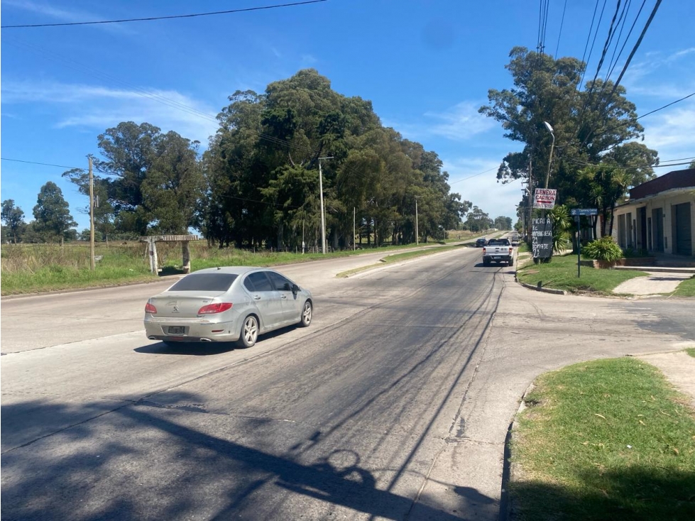 TERRENO 20000 M2 SOBRE AV. USD 180.000 — foto 3