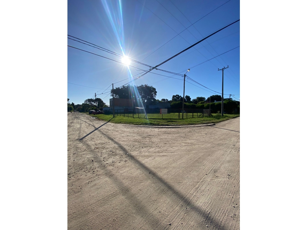 TERRENO EN ESQUINA ATLANTIDA SANTA CLARA DEL MAR — foto 3