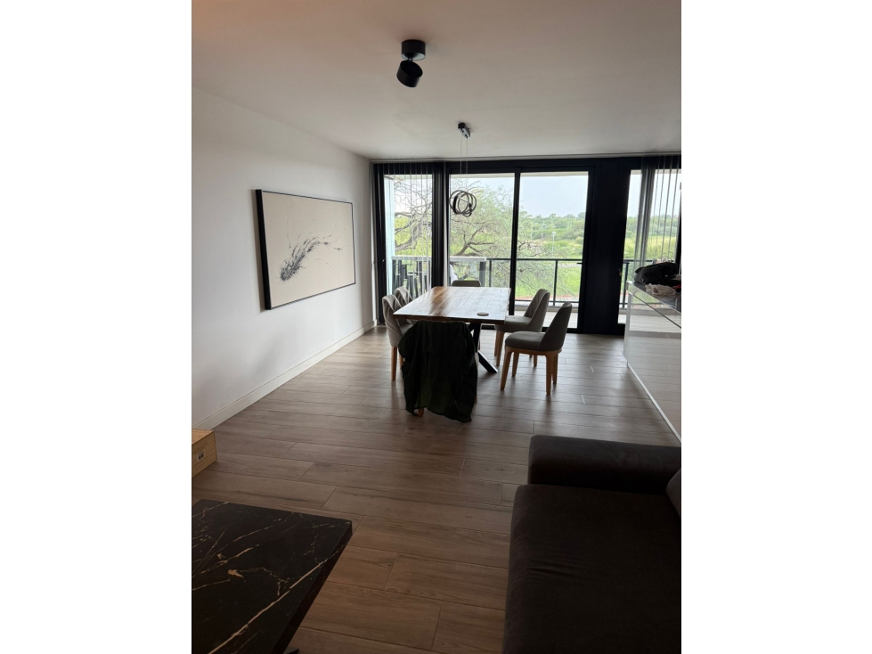 DEPARTAMENTO EN VALLE ESCONDIDO EN GREENPARK DOS DORMITORIOS AMOBLADO — foto 3
