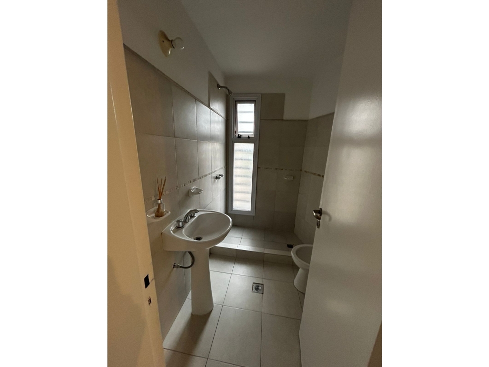 EDIFICIO COMPLETO - IDEAL RENTA - ALBERDI - 5