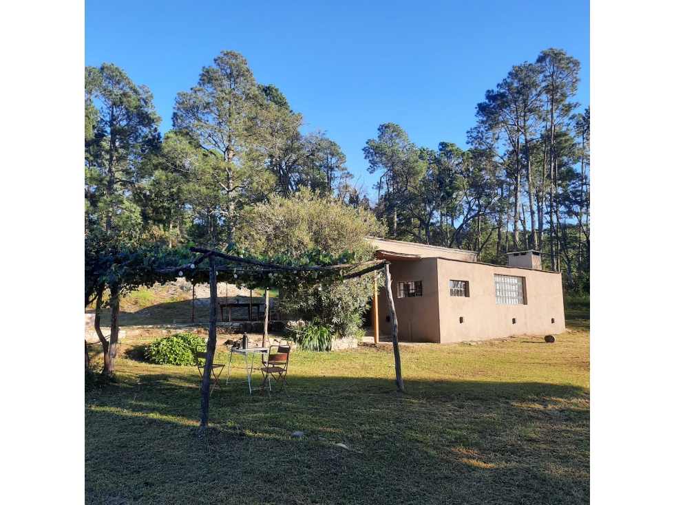 Campo con Arroyo y Casa - 3
