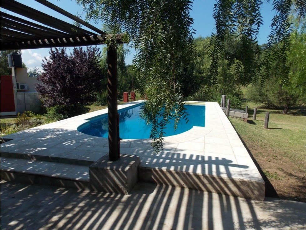 VENDO CASA DOS DORMITORIO EN BIALET MASSE, PILETA Y QUINCHO - 3