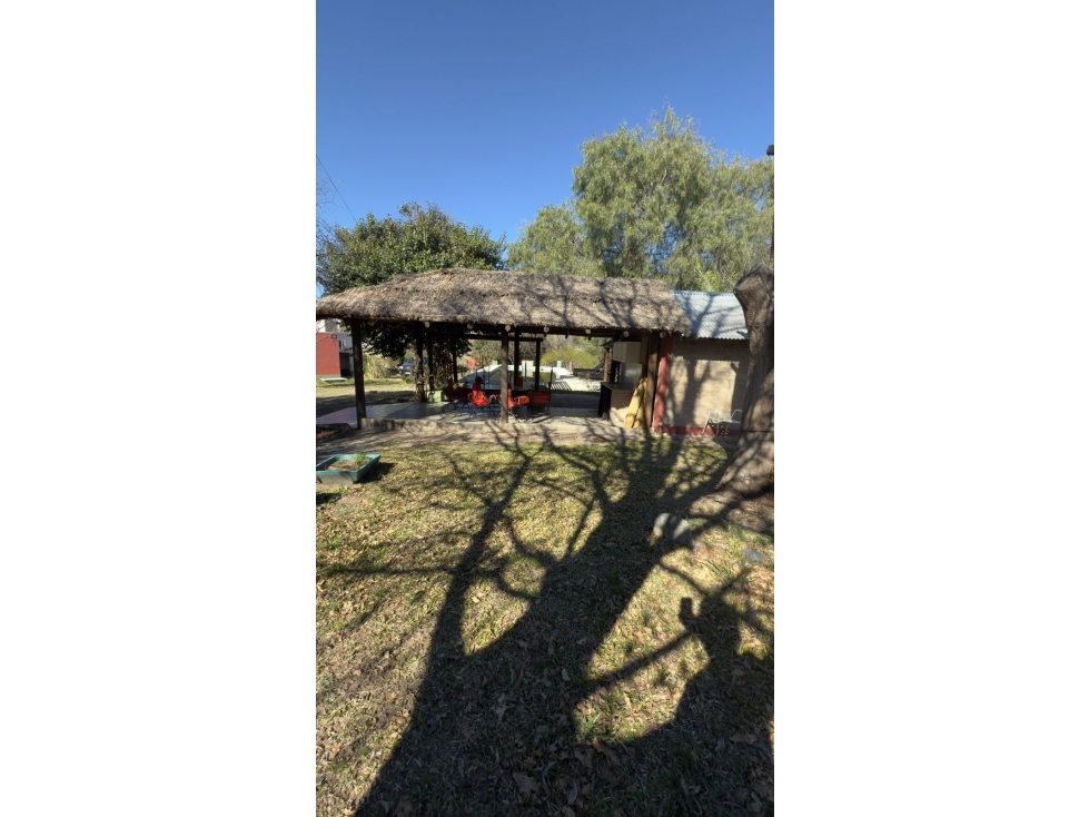 VENDO CASA DOS DORMITORIO EN BIALET MASSE, PILETA Y QUINCHO - 5