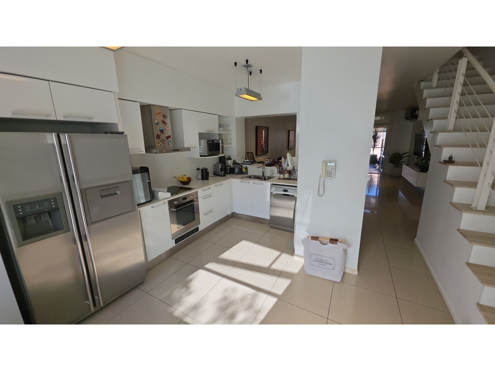 Dúplex de Categoría en Residencias del Lago - 3