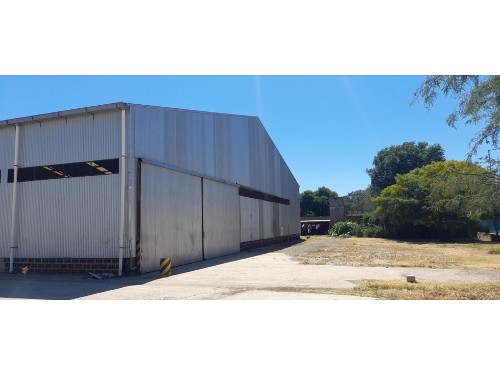 Importante Predio a 5" de Circunvalación Deposito - Transporte - Etc - 2
