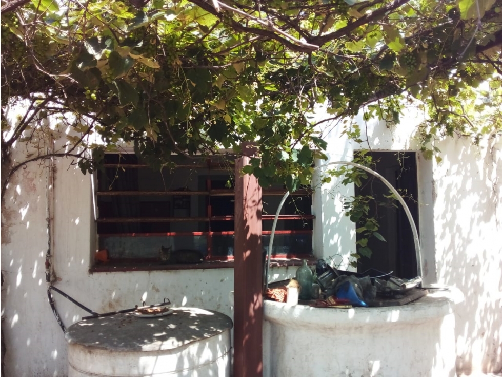 Venta 30.664 M2 al Norte de Córdoba Capital casa y galpón a reciclar - 4