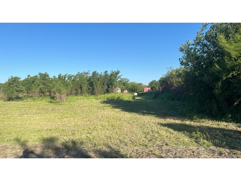 OPORTUNIDAD UNICA 13.586 m2 Dos Lotes en Block en Villa Esquiú — foto 6