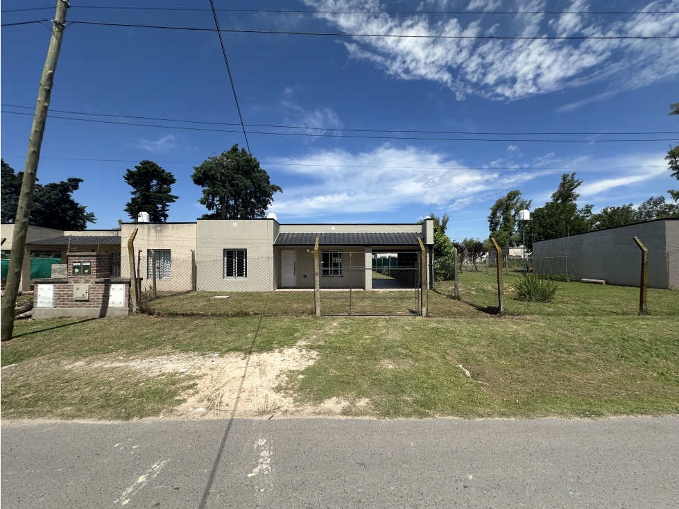LINDA CASA SOBRE GALVEZ!!!! - 2