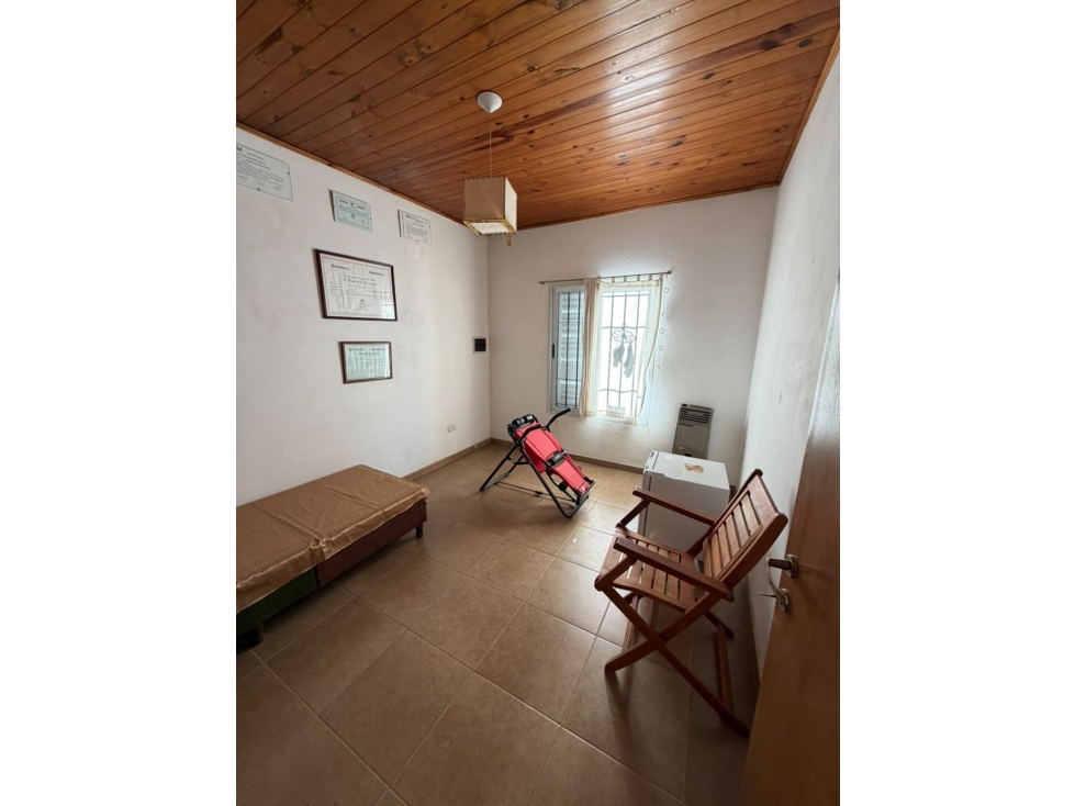 CASA EN BARRIO PARQUE LASA - 6