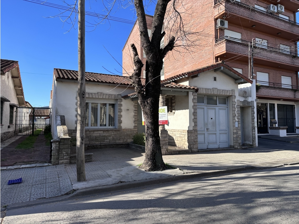 CASA CÉNTRICA MUY BUENA UBICACIÓN!!!! — foto 6