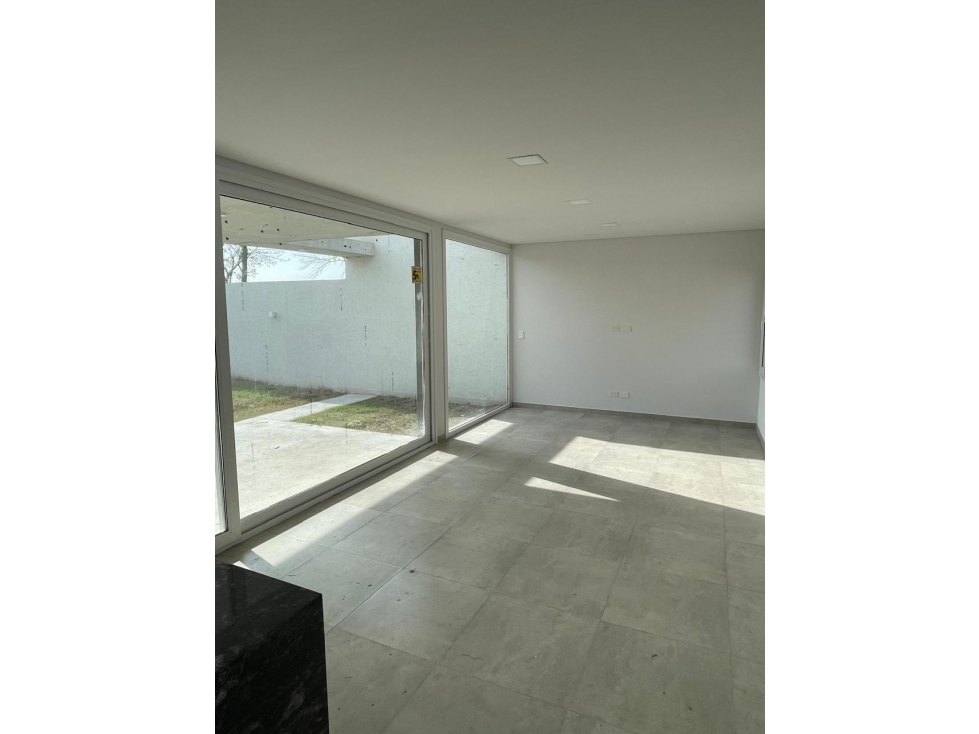 Venta casa estilo duplex en Bº Los Alamos - 4