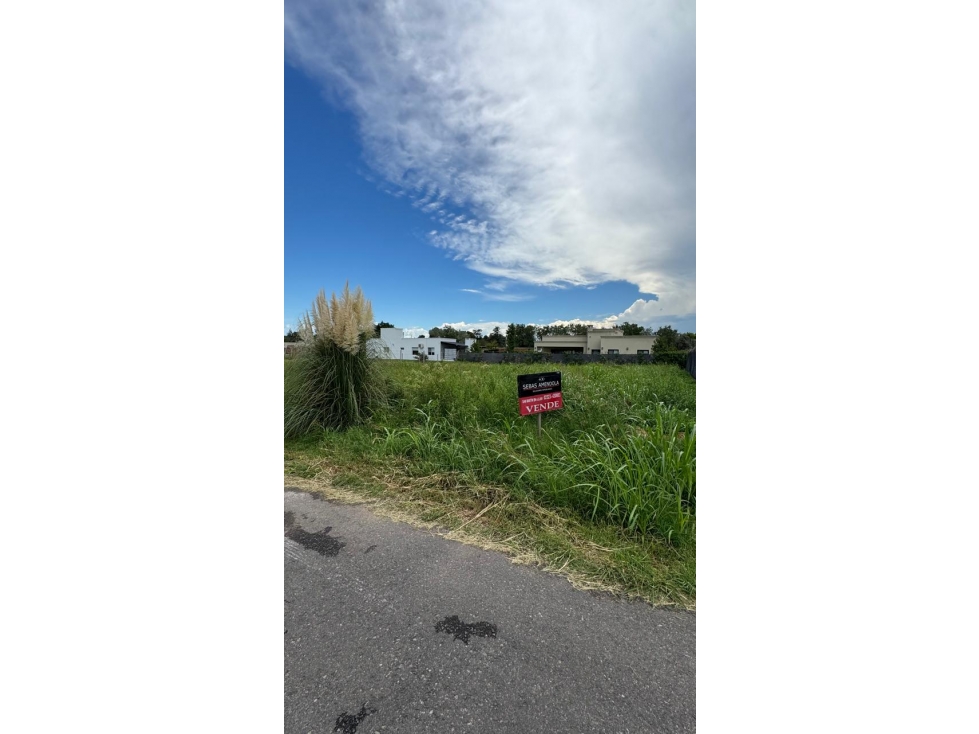 VENTA LOTE BARRIO LA MARTINA- LUJAN BS AS - 1