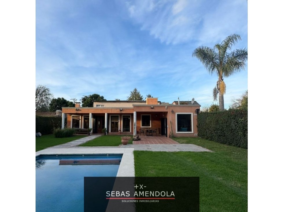 VENTA CASA QUINTA BARRIO HOSTERIA