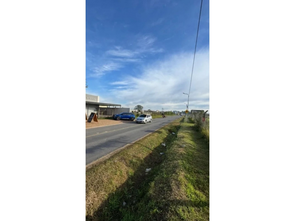 VENTA LOTE EN CALLE ALFONSINA STORNI, BARRIO LOS ALAMOS - 2