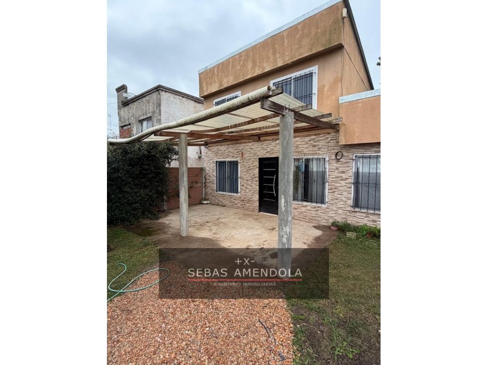 VENTA CASA EN BARRIO LOS LAURELES - 1