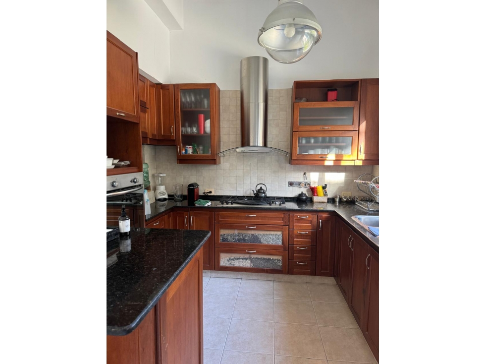 VENTA CASA EN BARRIO CERRADO LAS PRADERAS DE LUJÁN - 2
