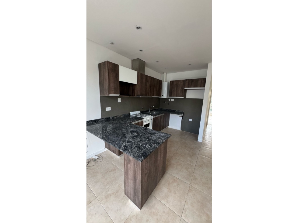 VENTA DEPARTAMENTOS EN COMPLEJO - LUJAN BS AS - 6